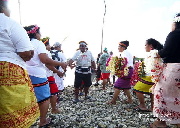 Ali Haleyalur greets wellwishers on Guam